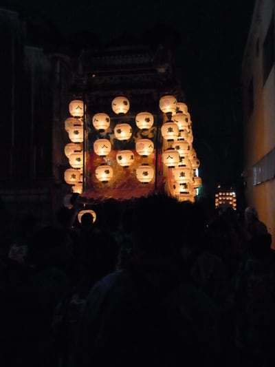 昔ながらの道なのだろう。