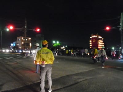 そこのけそこのけ山車が通る。